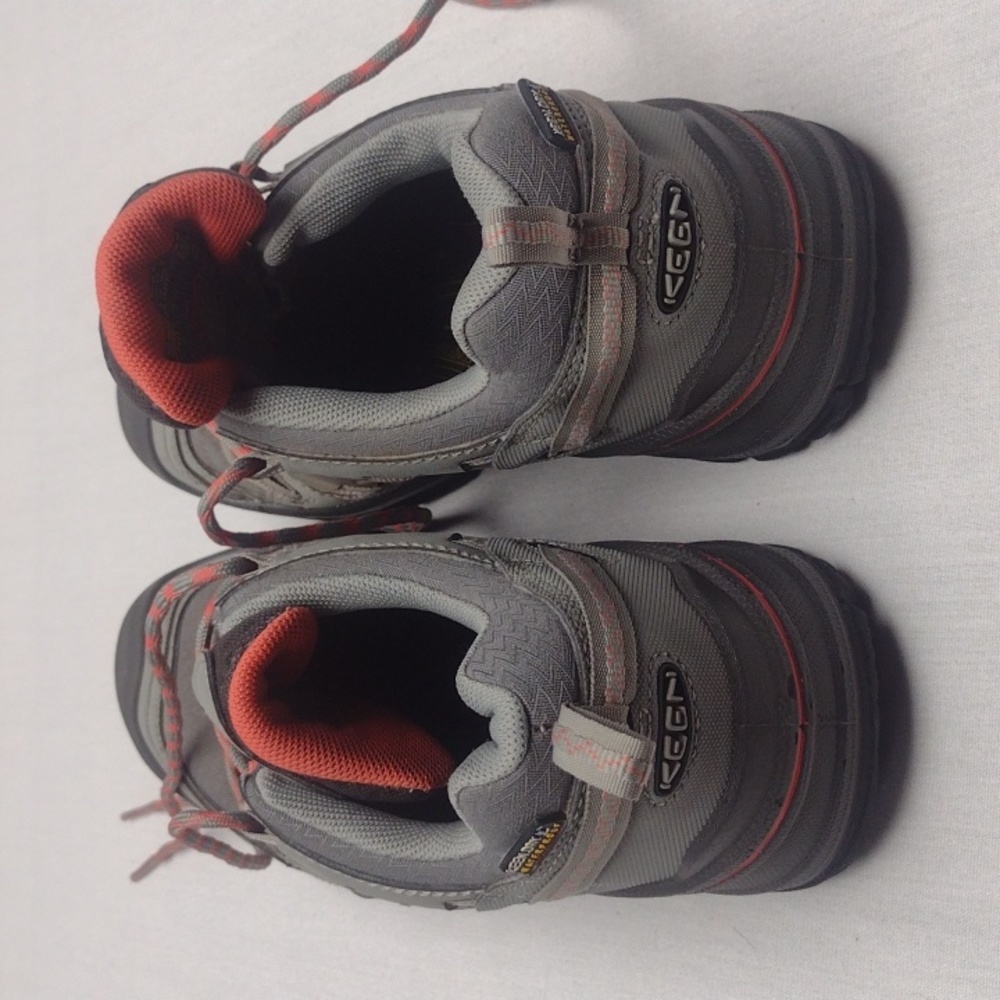 COPY - Women's Targhee II Low Top Waterproof Shoe - Picture 3 of 4
